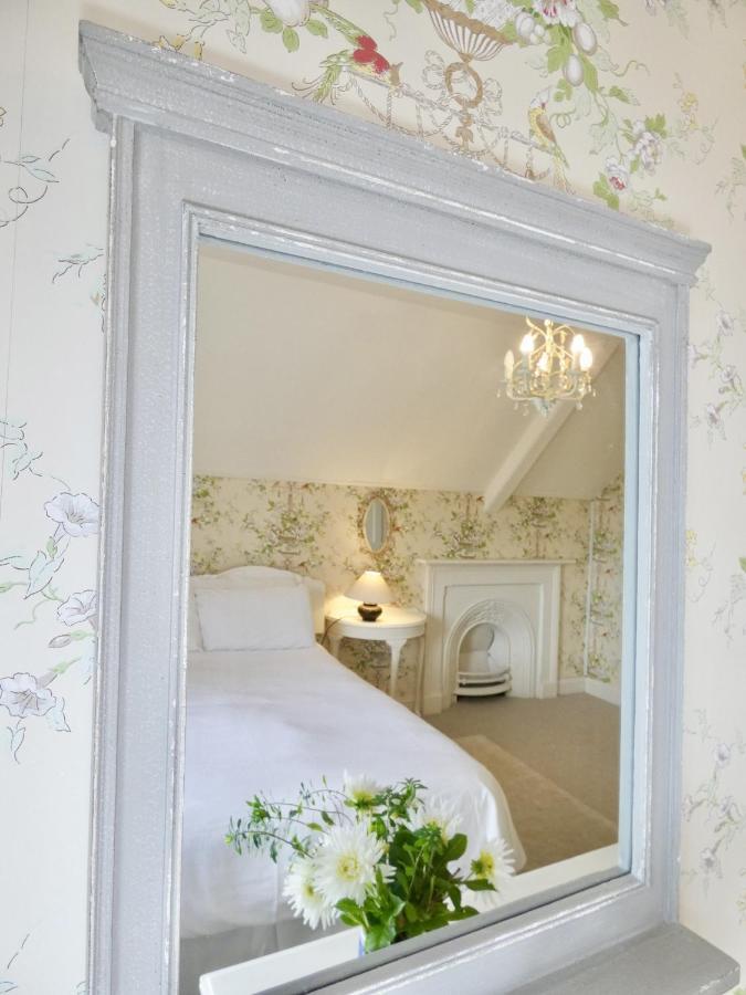 The Mount Somerton Retreat - Nr Bruton, Glastonbury, The Spectacular Wells Cathedral, Millfield School, Leonardo Helicopters, Yeovilton Rom bilde