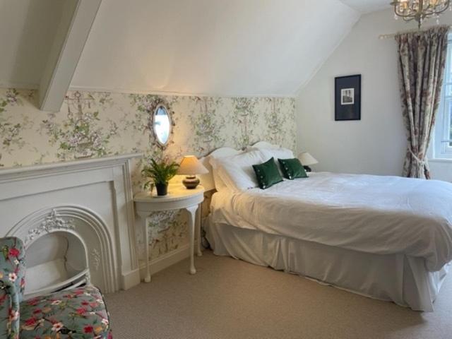 The Mount Somerton Retreat - Nr Bruton, Glastonbury, The Spectacular Wells Cathedral, Millfield School, Leonardo Helicopters, Yeovilton Eksteriør bilde