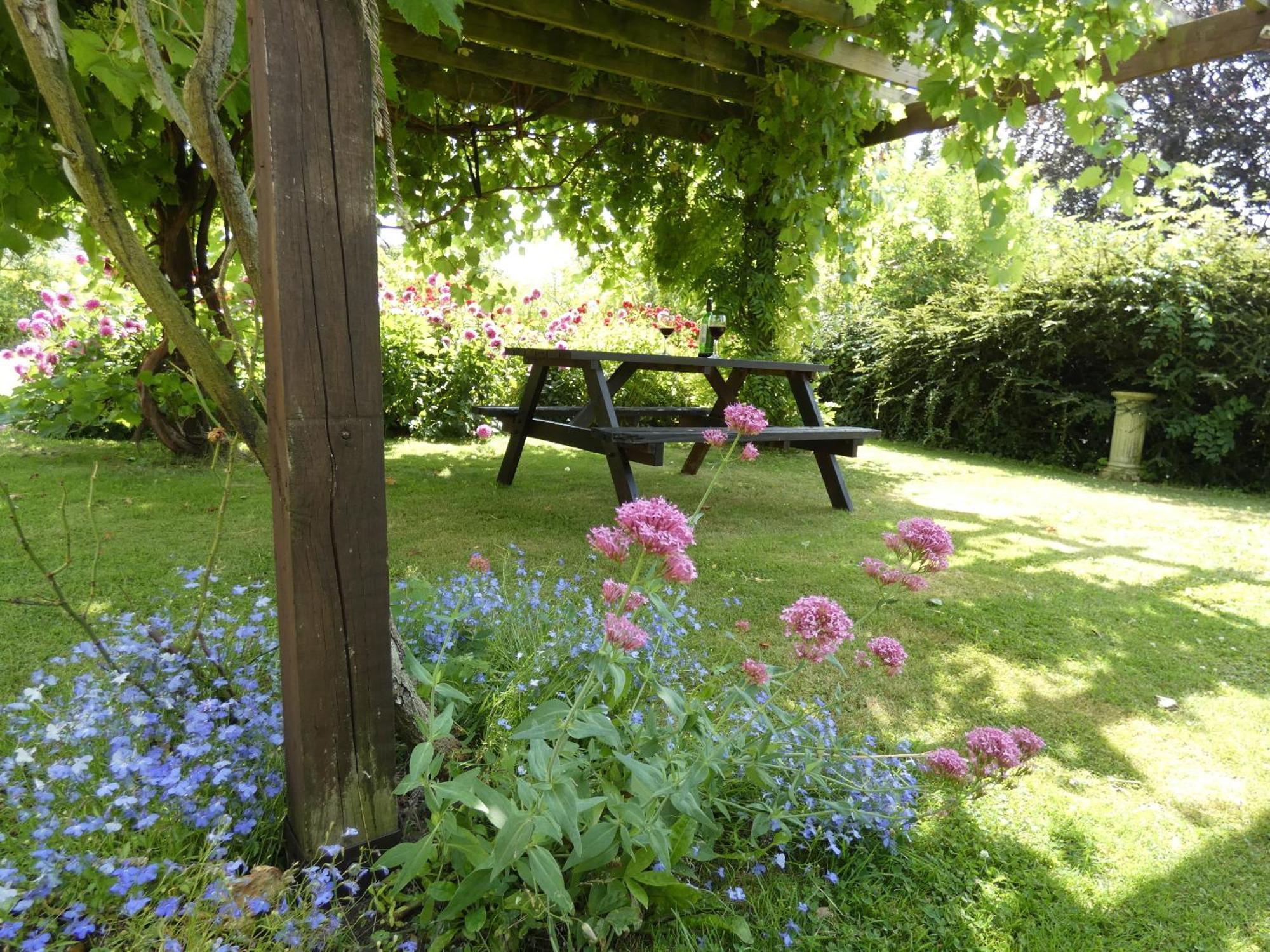 The Mount Somerton Retreat - Nr Bruton, Glastonbury, The Spectacular Wells Cathedral, Millfield School, Leonardo Helicopters, Yeovilton Eksteriør bilde